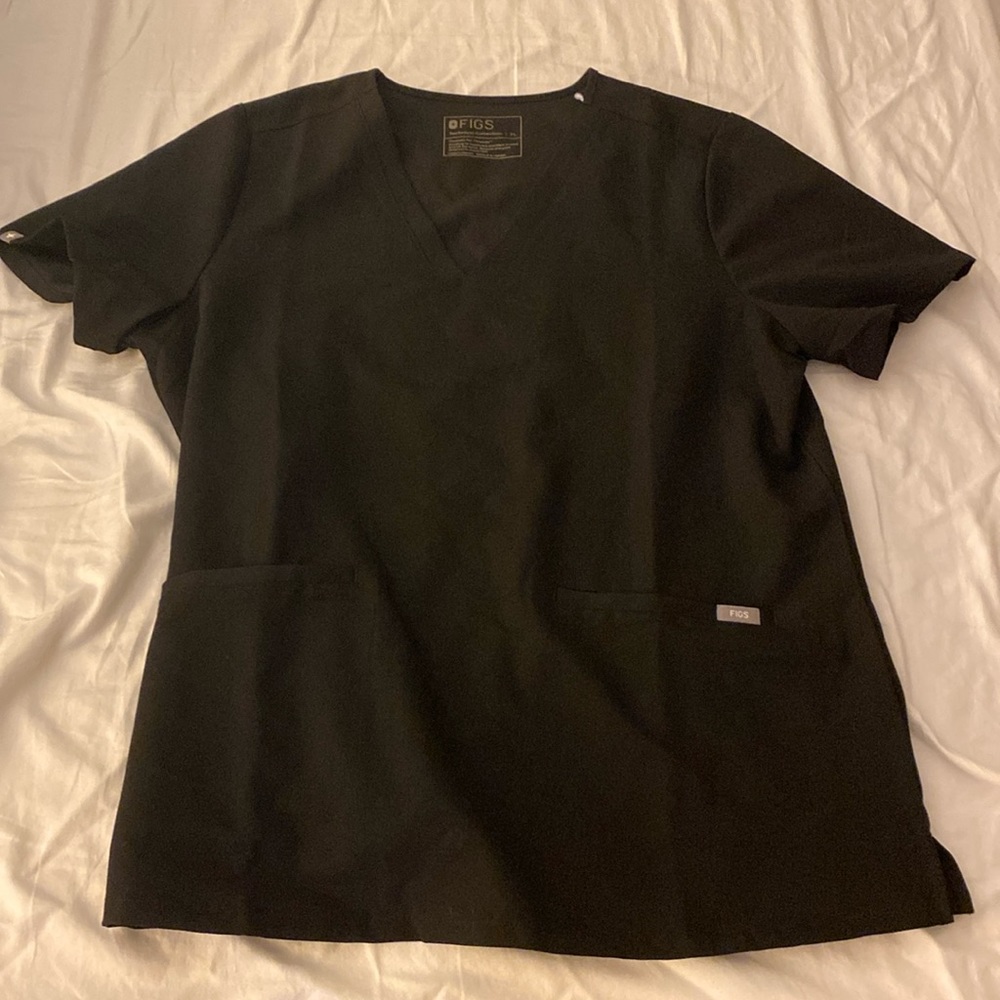 New with tags black figs scrub top size xl